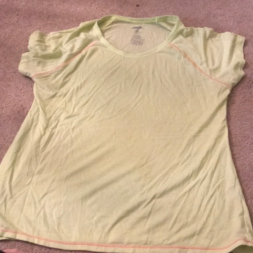 Avia shirt